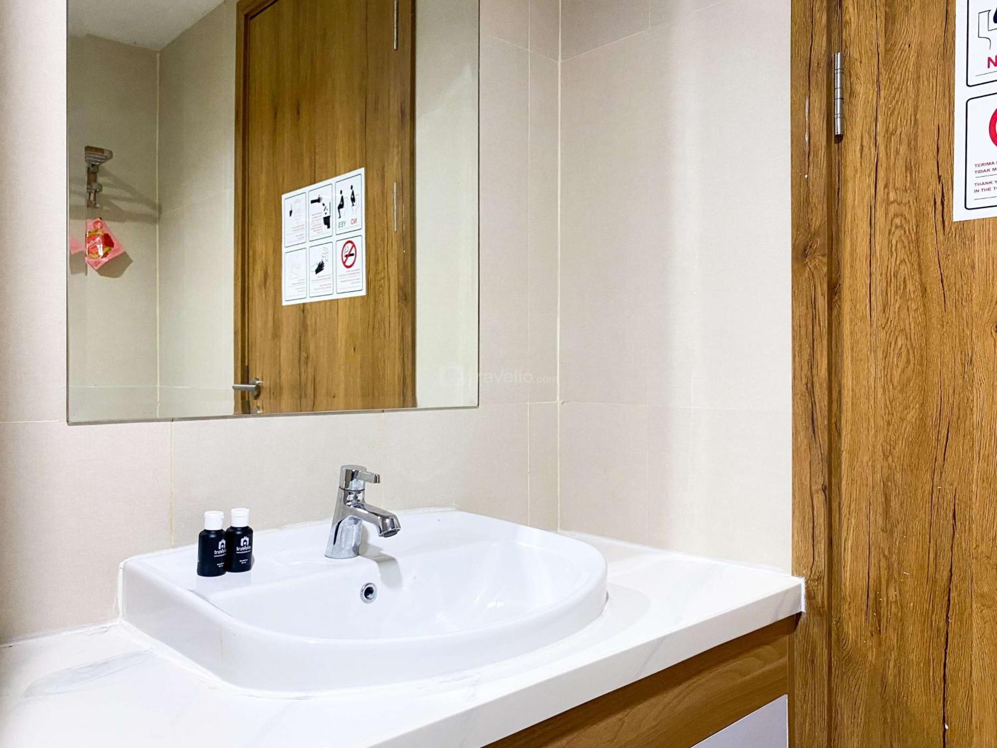 Comfy And Modern Look 1br Gateway Park Lrt By Travelio